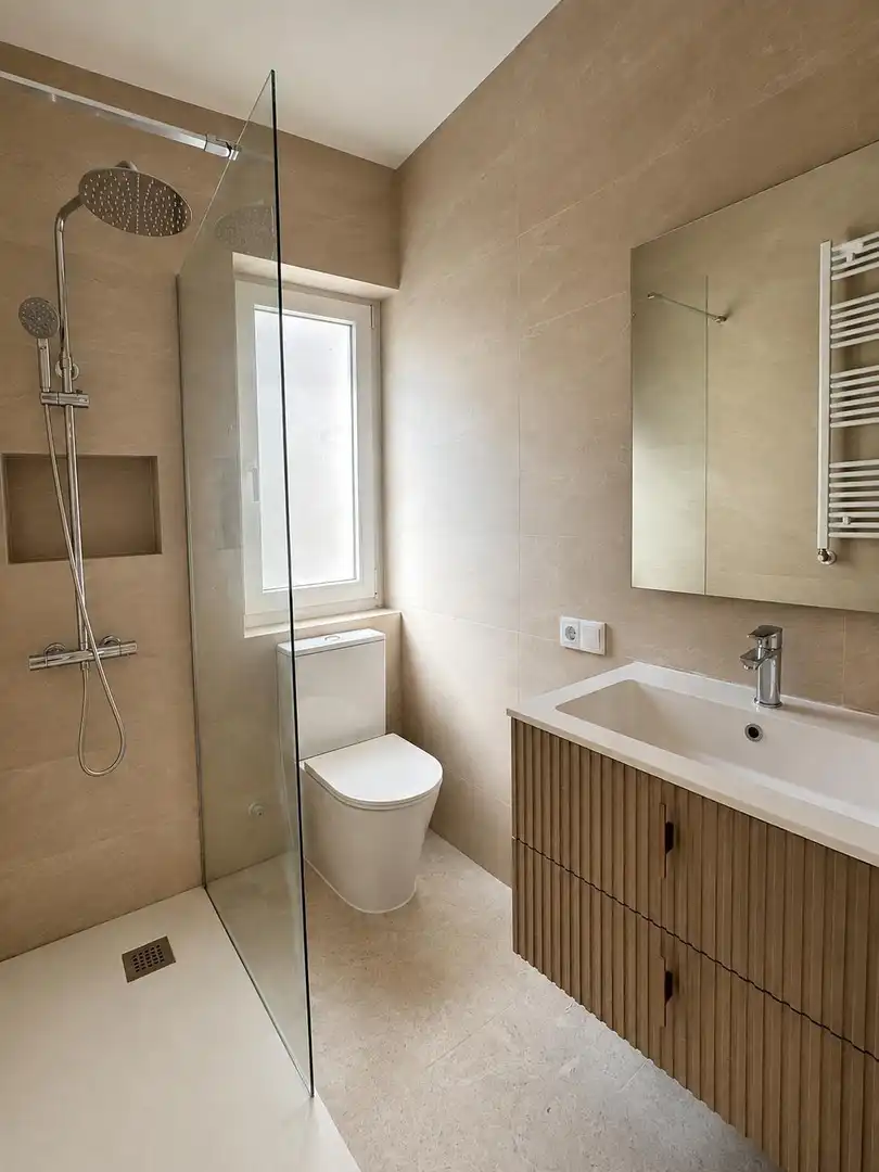 Baño de Piso en venta en Santander con Calefacción