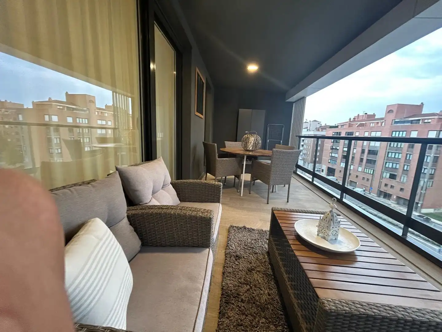 Terrace of Flat for rent in Chantrea