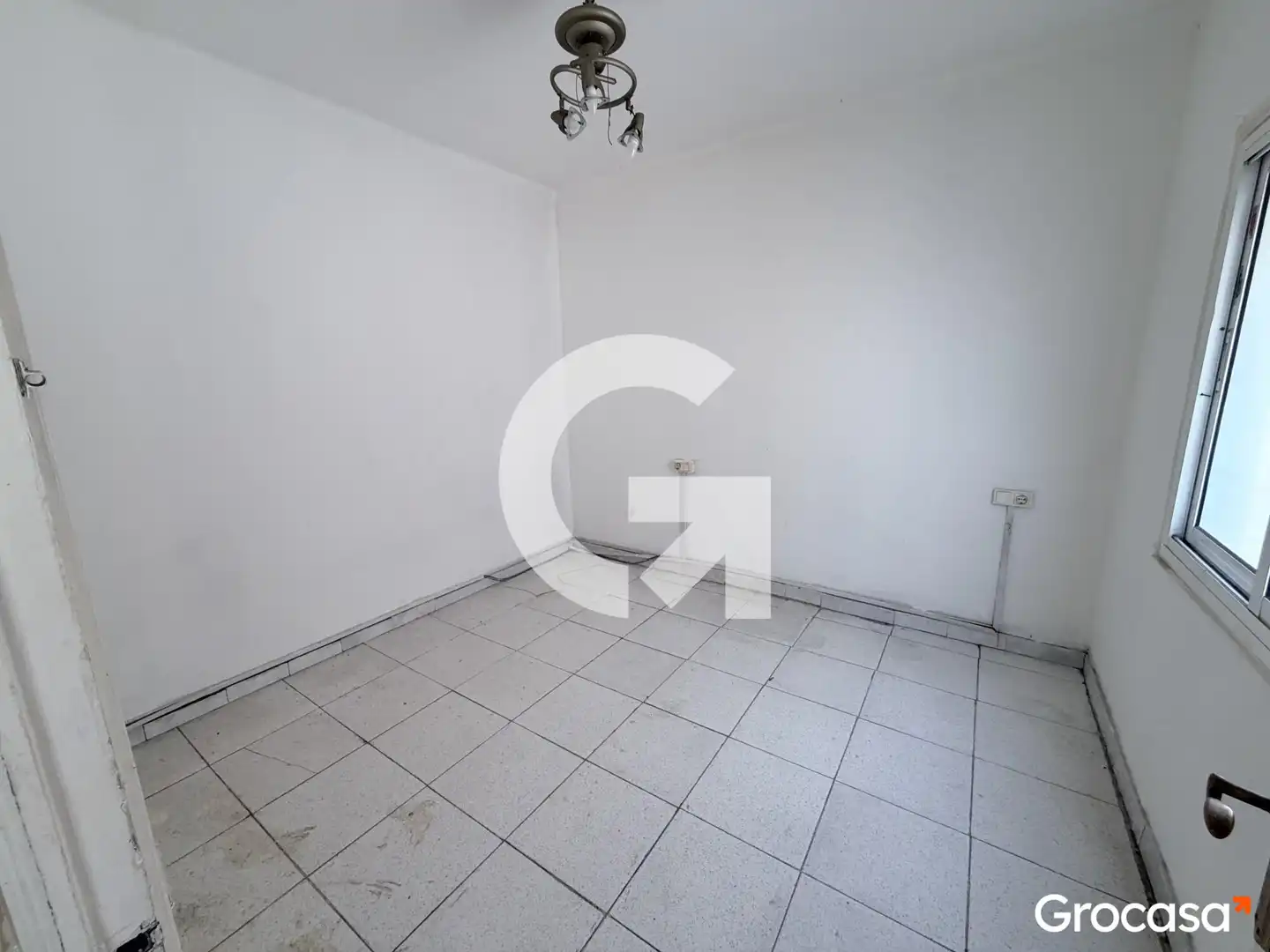 Bedroom of Flat for sale in Badalona