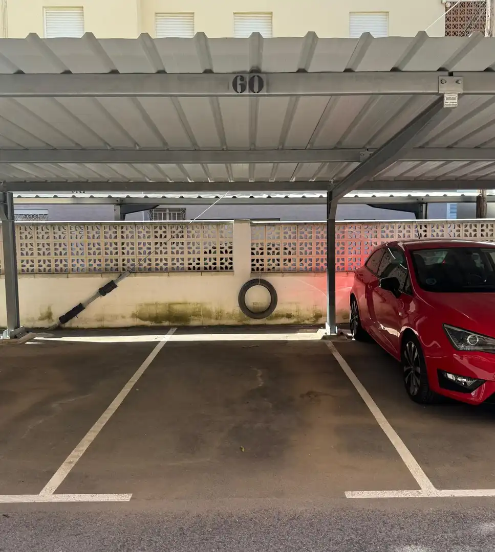 Parkplatz von Wohnungen zum Verkauf in Benicasim / Benicàssim mit Terrasse, Möbliert und Gemeinschaftspool