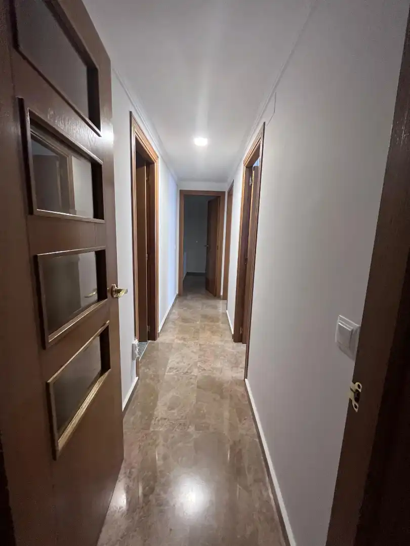 Wohnung zum Verkauf in Valencia mit Klimaanlage, Heizung und Balkon
