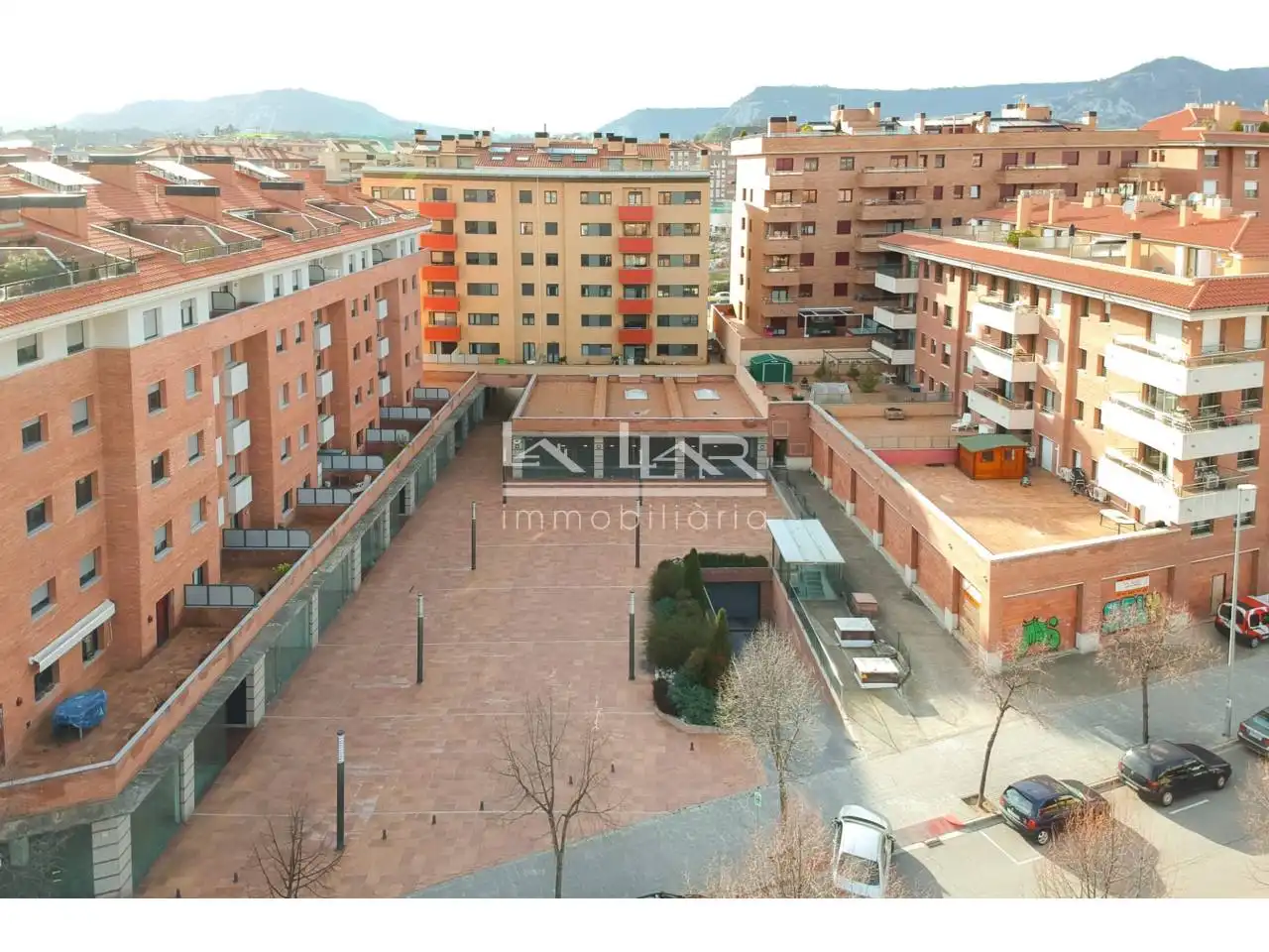 Locale commerciale in affitto a Calle Perot Rocaguinarda, imagen 2
