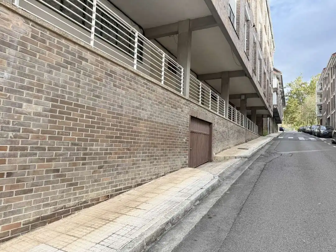 Aparcamiento en venta en Kalamua Kalea, imagen 2
