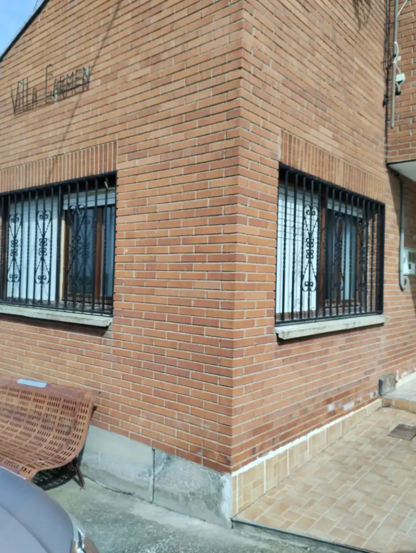 Vista exterior de Casa o xalet en venda en San Torcuato amb Calefacció, Jardí privat i Traster