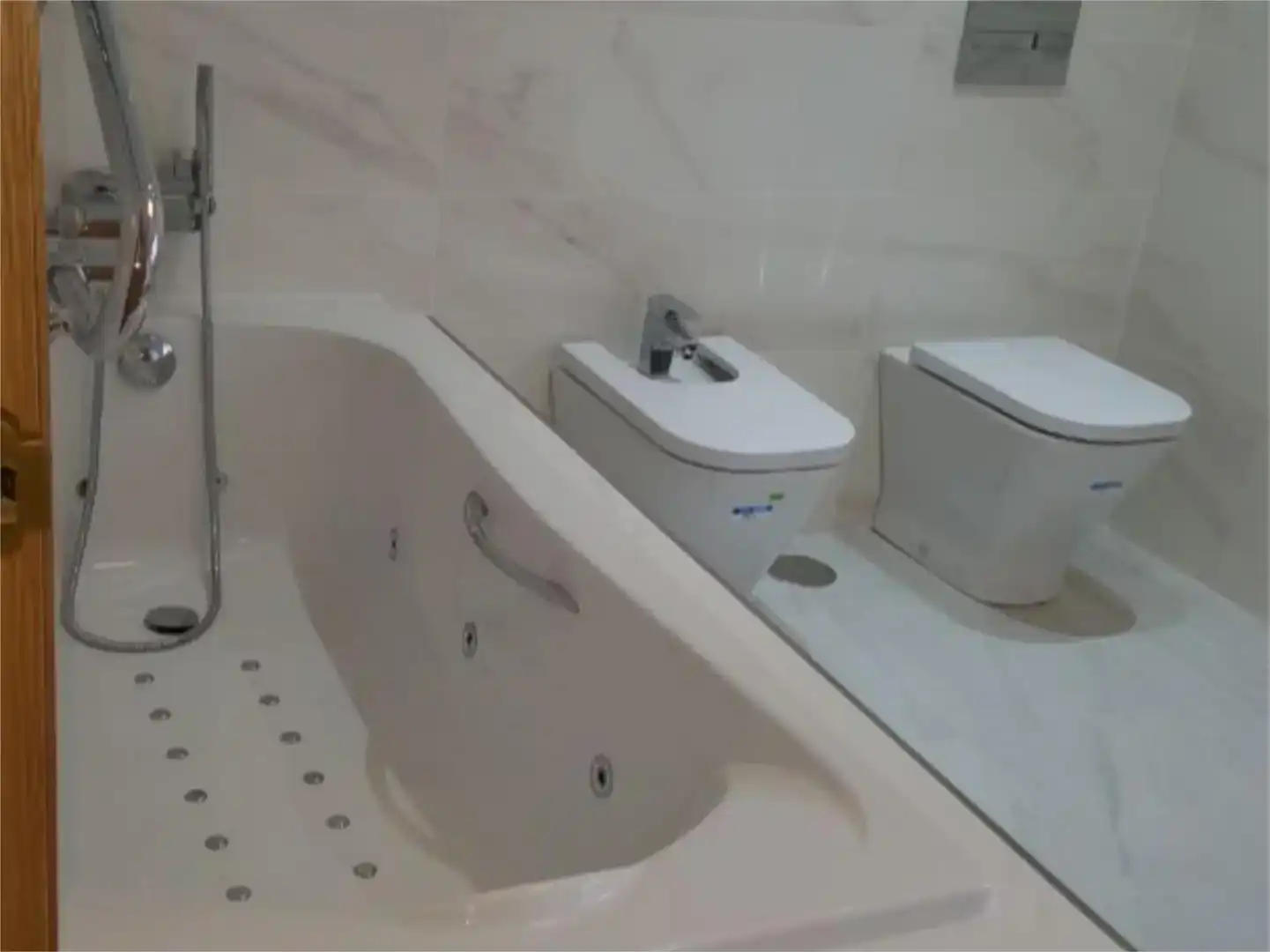 Baño de Casa o chalet en venta en Madrid con Aire acondicionado, Jardín privado y Parquet