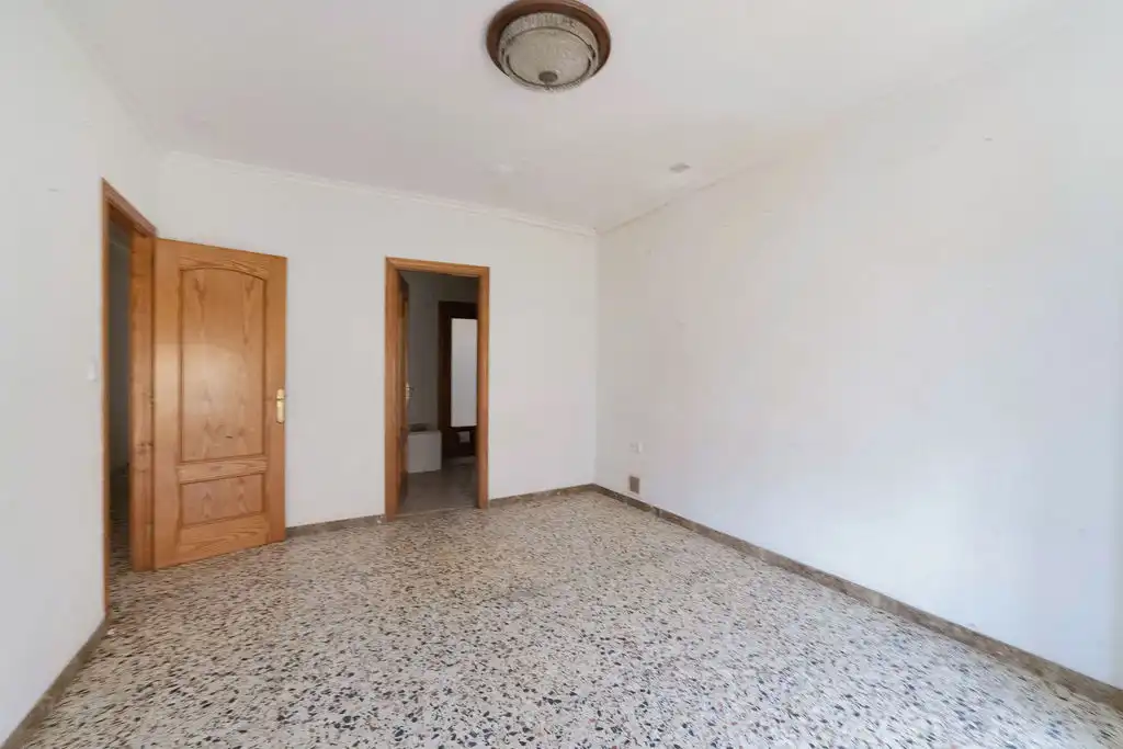 Semi-detached house for sale in C/ Cruz, imagen 7