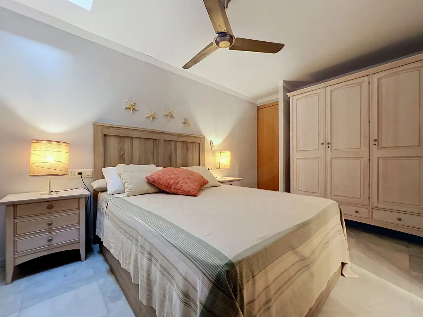 Bedroom of Flat for sale in Tarifa ciudad