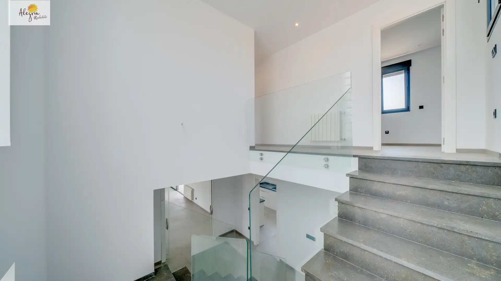 Villa mit Pool zum Verkauf in Marisol Park - Ortembach - Los Almendros, imagen 28