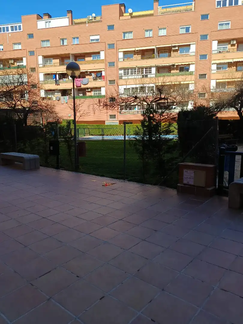 Jardí de Dúplex en venda en Parla amb Calefacció, Jardí privat i Parquet