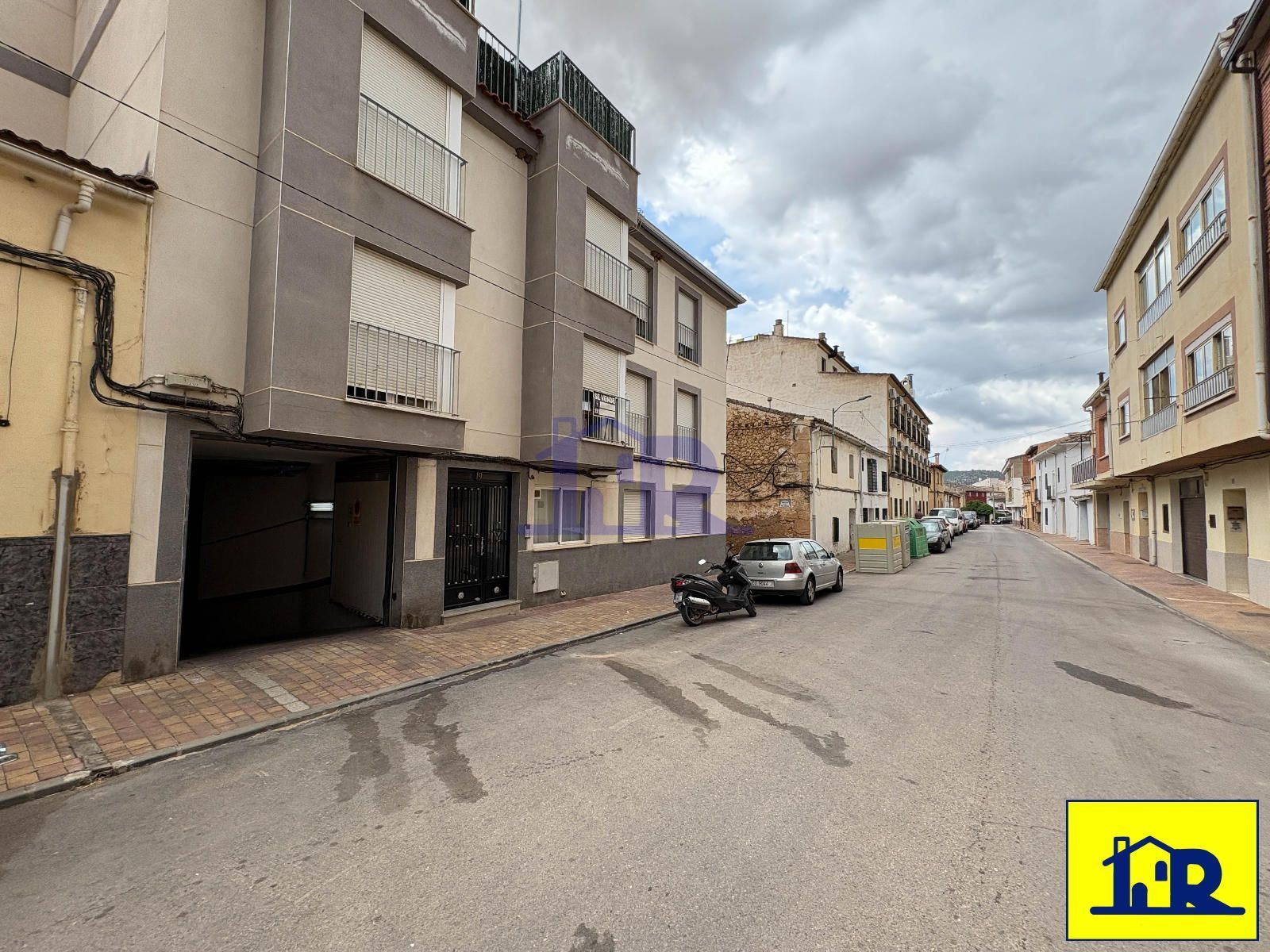 Aparcament de Pis en venda en Villar de Olalla amb Calefacció i Terrassa