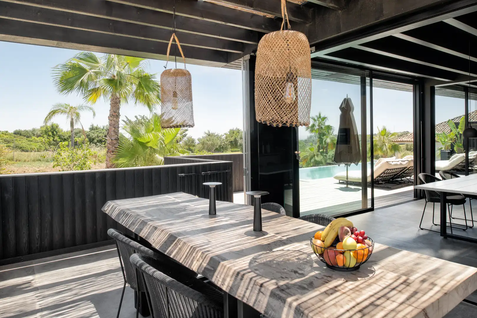 Terrassa de Casa o xalet en venda en Estepona amb Aire condicionat, Calefacció i Jardí privat