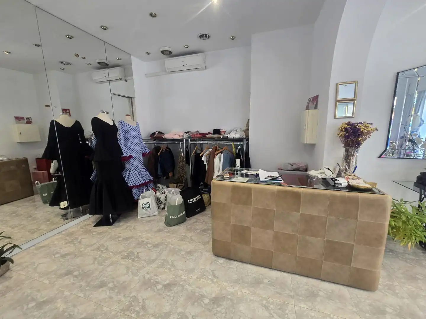 Local en venta en Els Hostalets