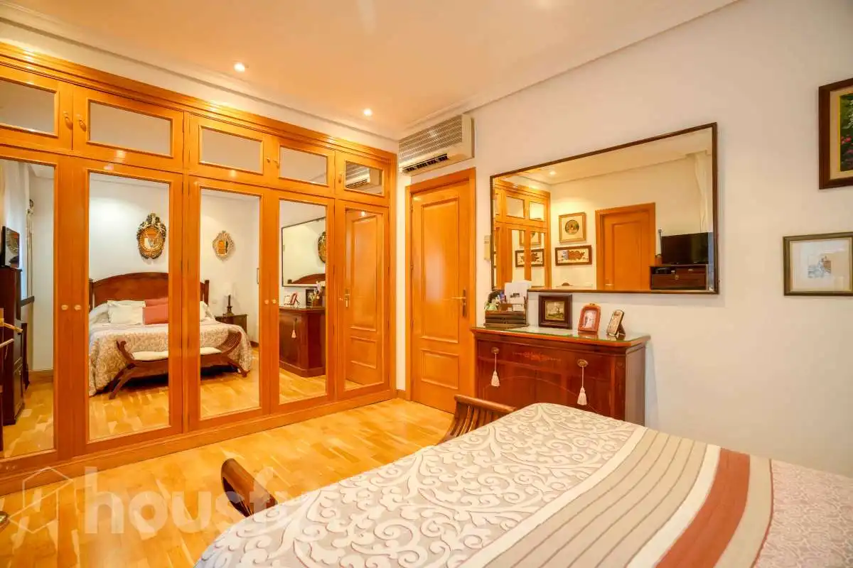 Habitación de Ático en venta en Madrid con Aire acondicionado, Calefacción y Parquet