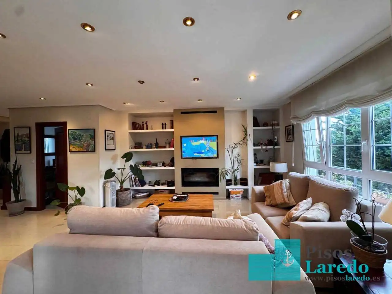 Living room of Houses for sale in Bárcena de Cicero  with Heating, Private garden and Terrace