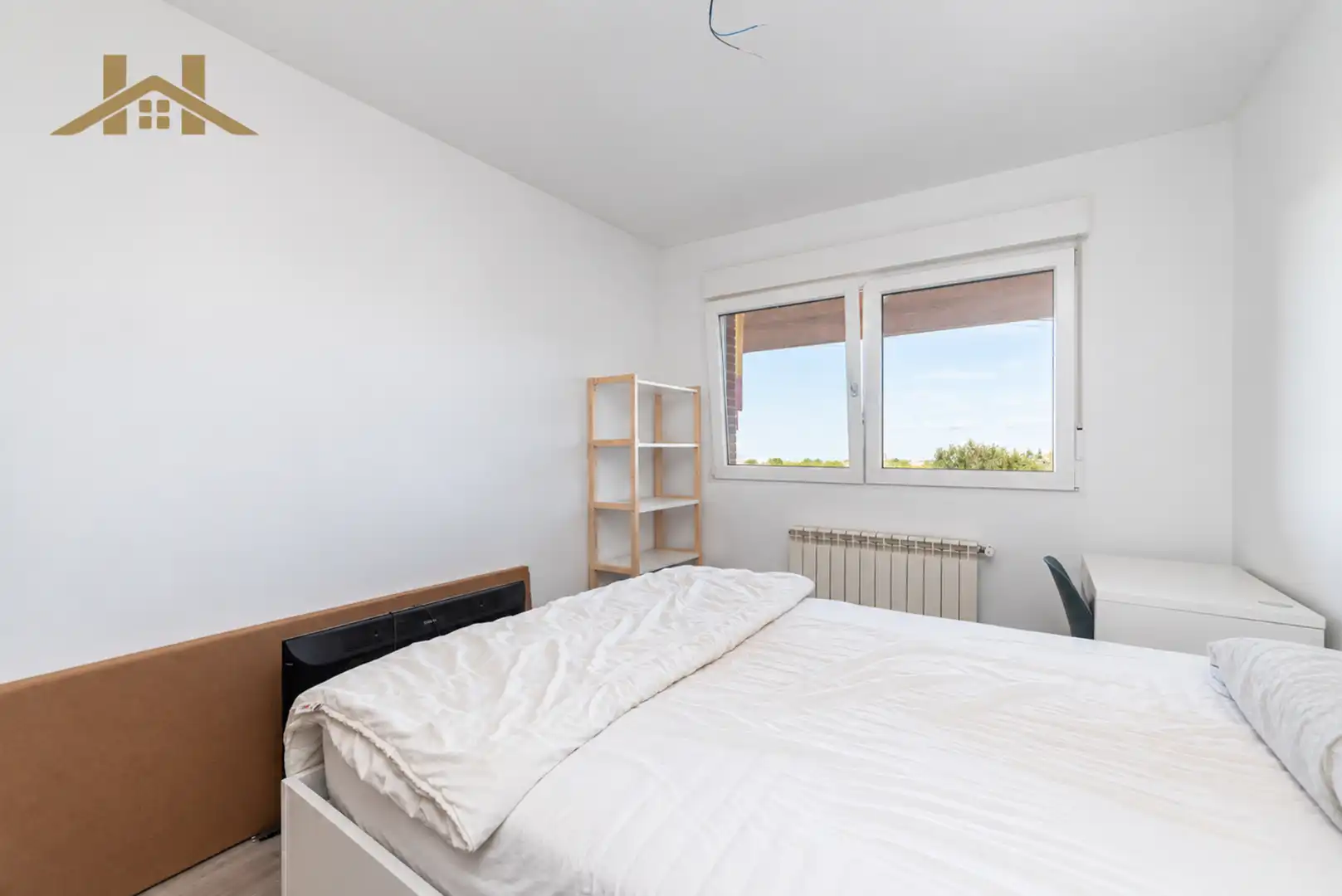 Apartamento con piscina en venta en Calle Navarredonda 15, imagen 11