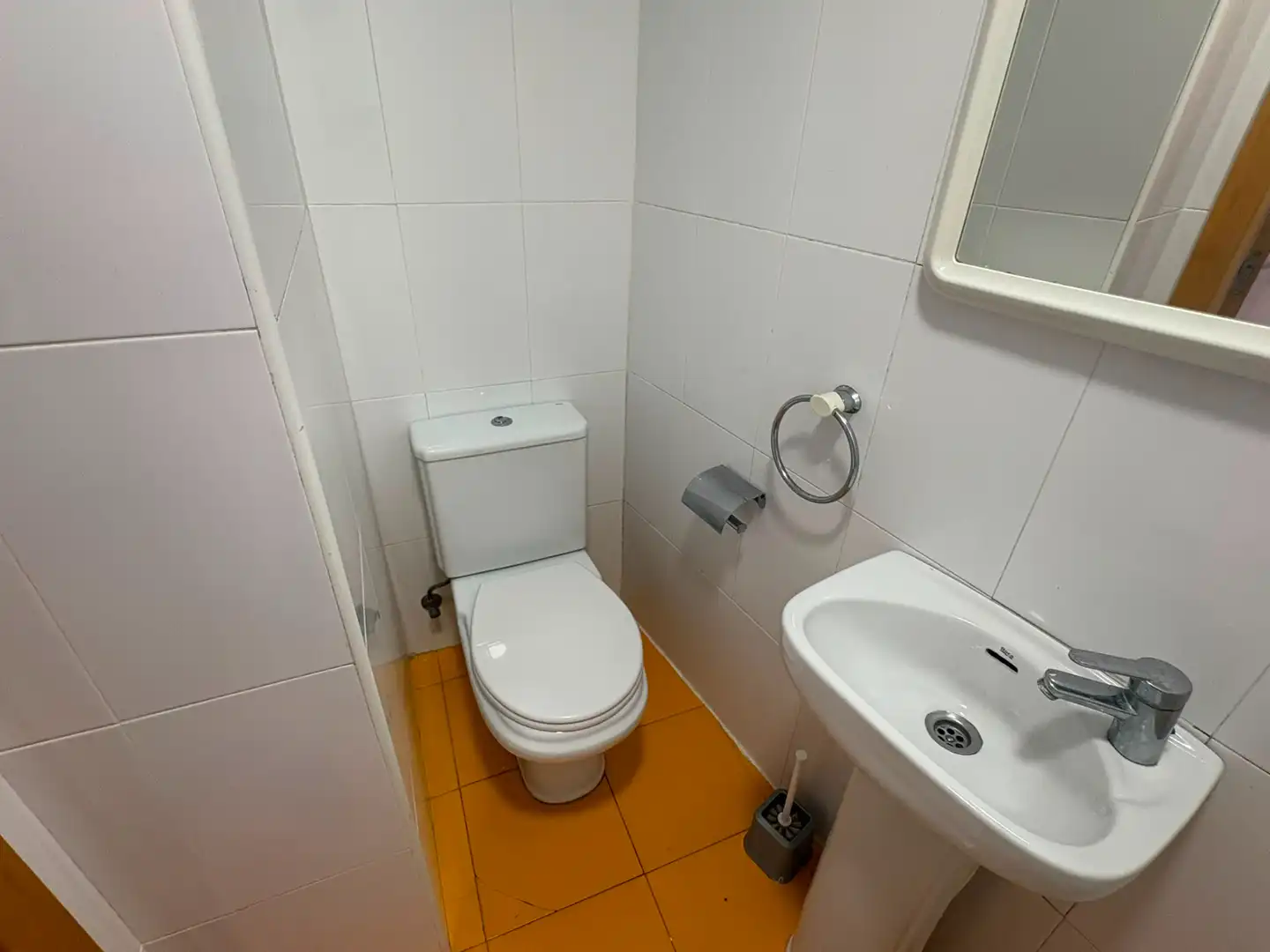 Baño de Dúplex de alquiler en Agost con Terraza y Balcón