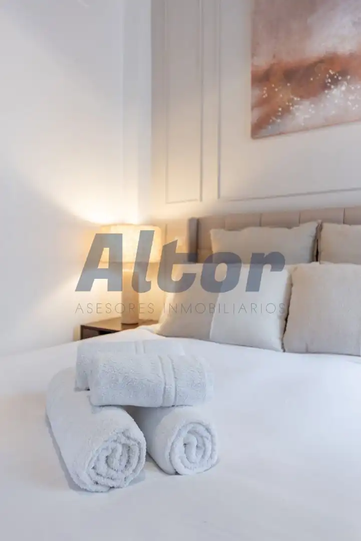 Attic for sale in GENERAL PERÓN, Cuatro Caminos - Azca