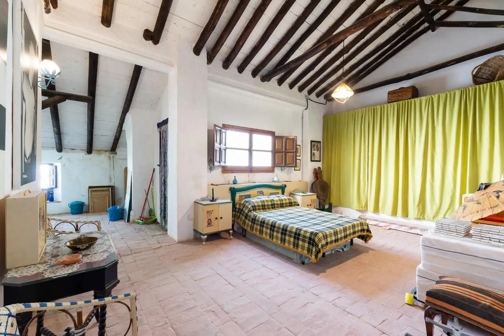 Dormitori de Finca rústica en venda en Pinos Puente amb Jardí privat, Terrassa i Traster