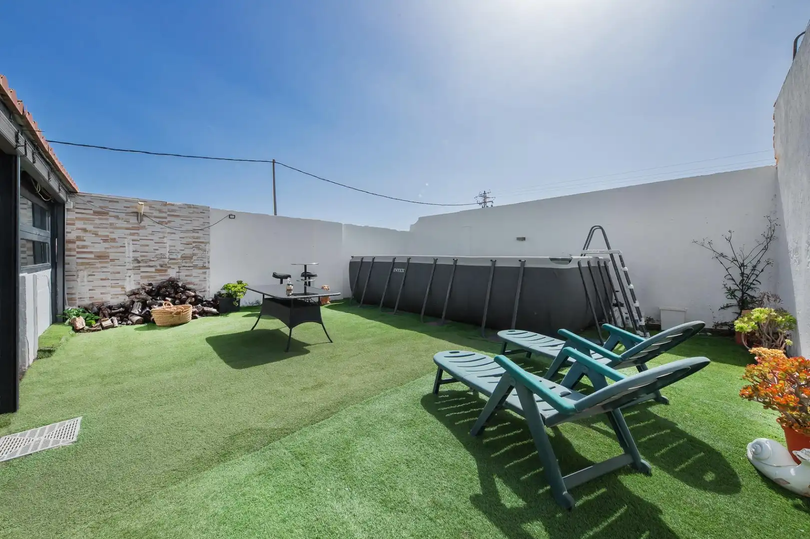 Terrasse von Einfamilien-Reihenhaus zur Miete in Campos mit Klimaanlage, Heizung und Parkett