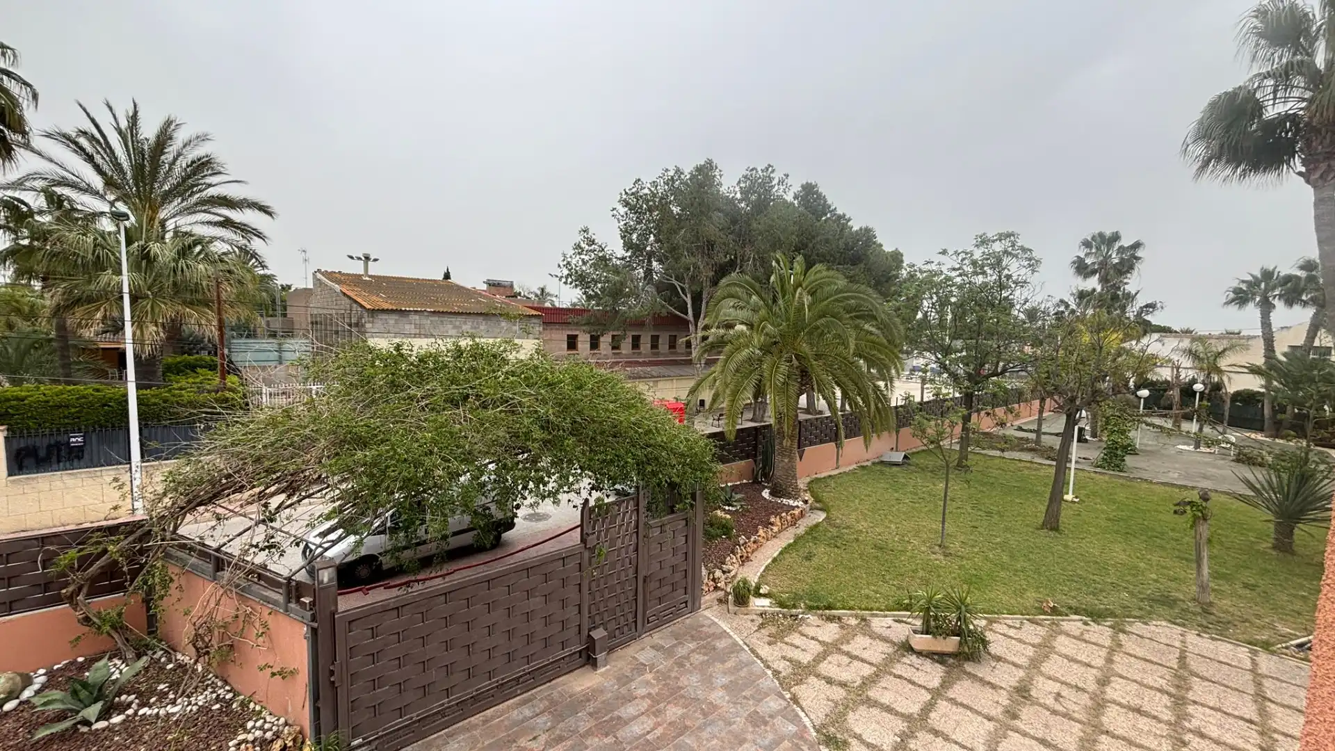 Terrassa de Casa o xalet en venda en Elche / Elx amb Jardí privat, Terrassa i Piscina