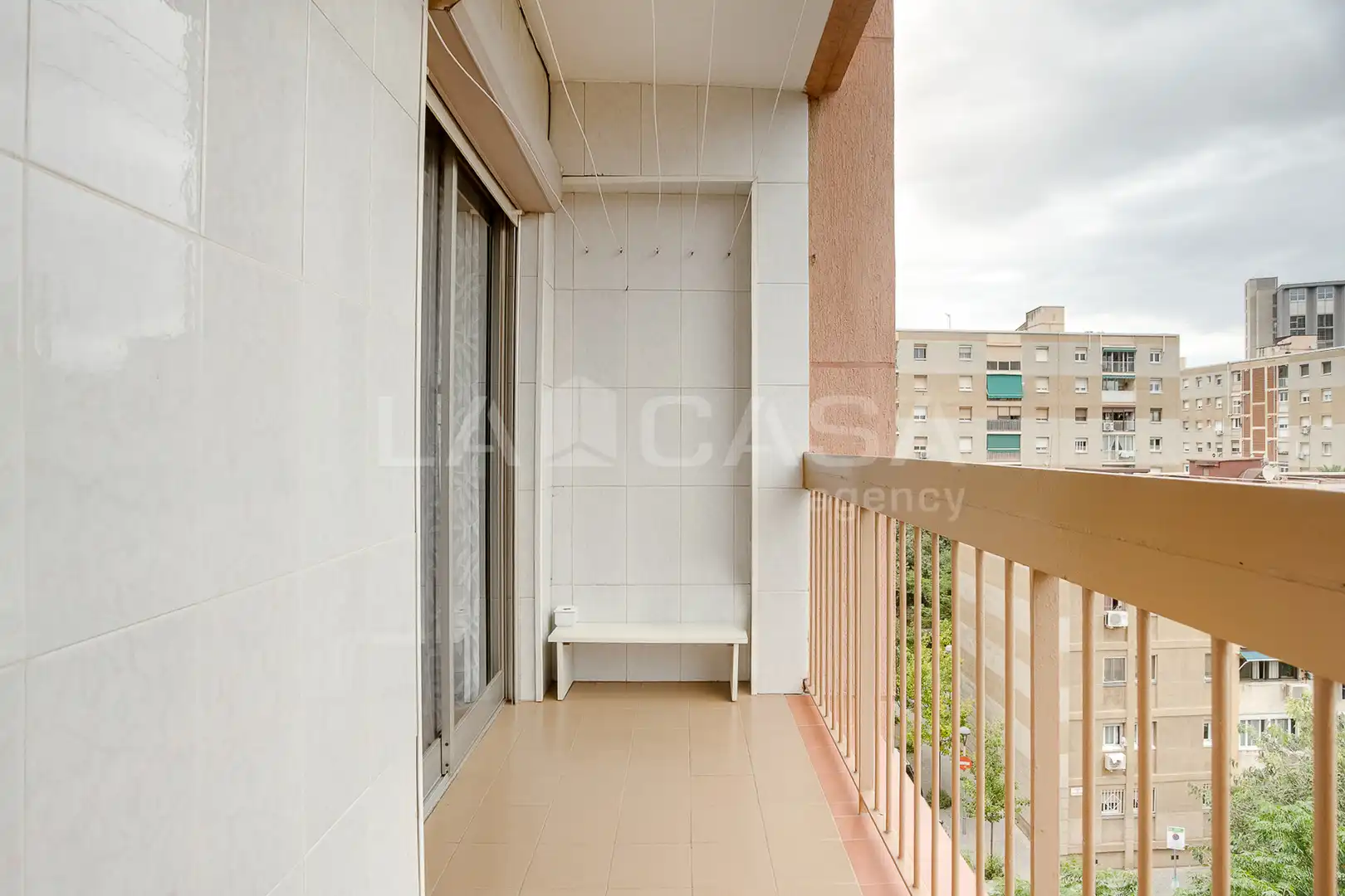 Terraza de Piso en venta en Barcelona con Calefacción, Trastero y Balcón