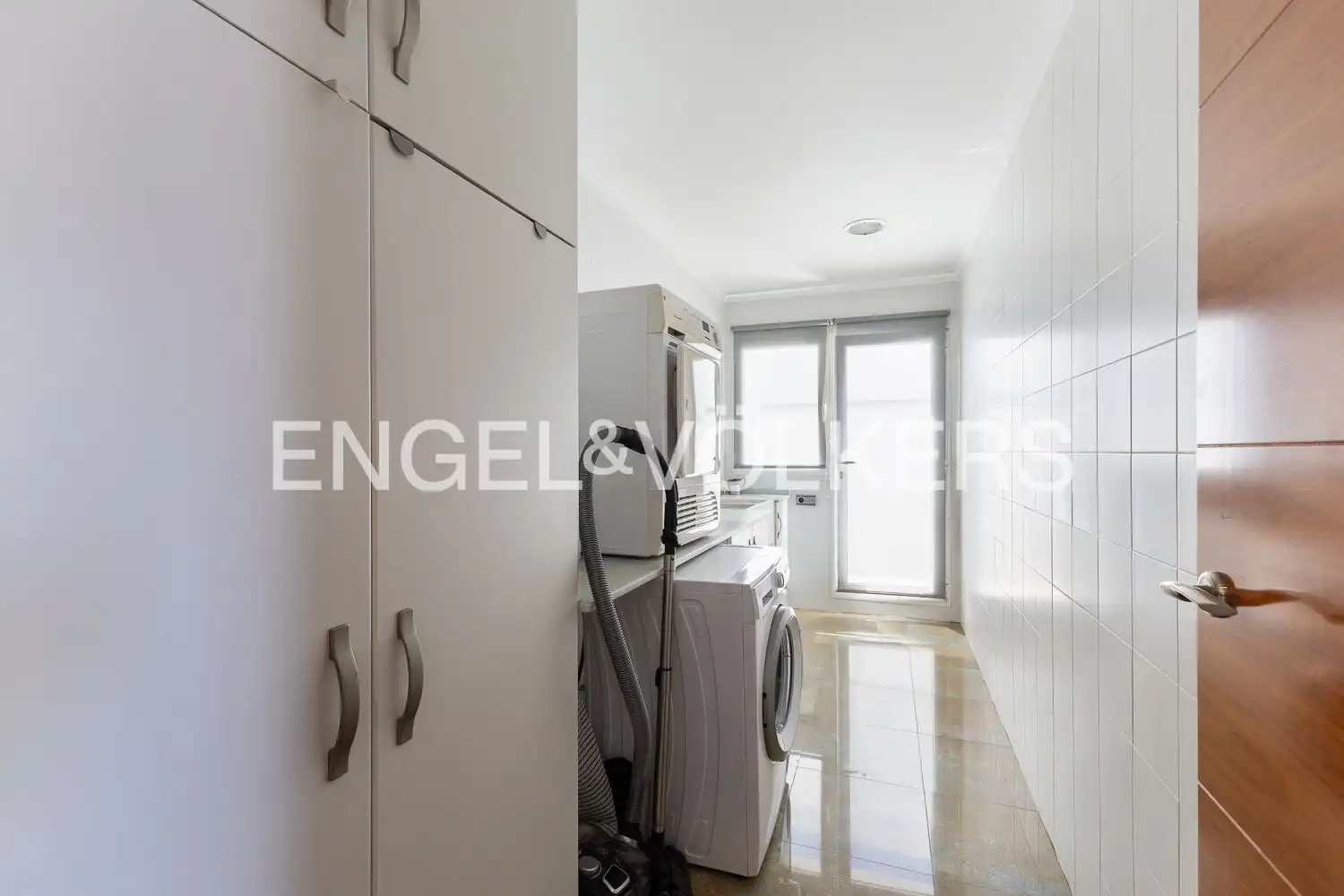 Houses for sale in Villanueva de Castellón  with Air Conditioner, Heating and Terrace