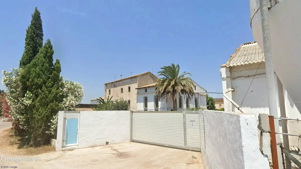 Außenansicht von Country house zum Verkauf in Guadassuar