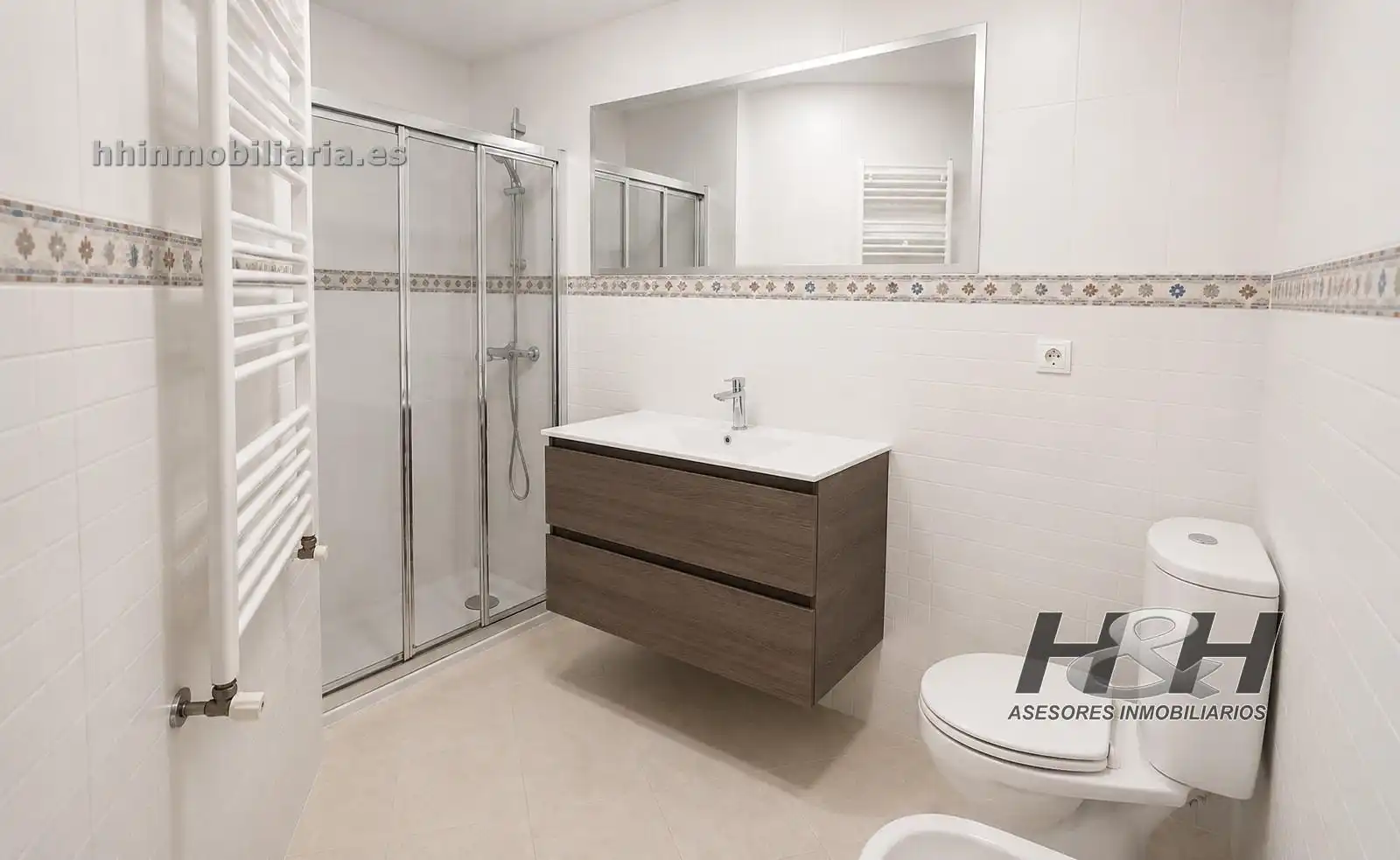 Baño de Ático en venta en Burjassot con Aire acondicionado, Calefacción y Balcón