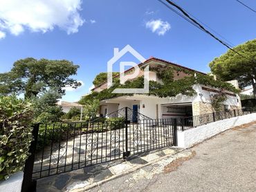 Villa con giardino in vendita a Pompeu Fabra
