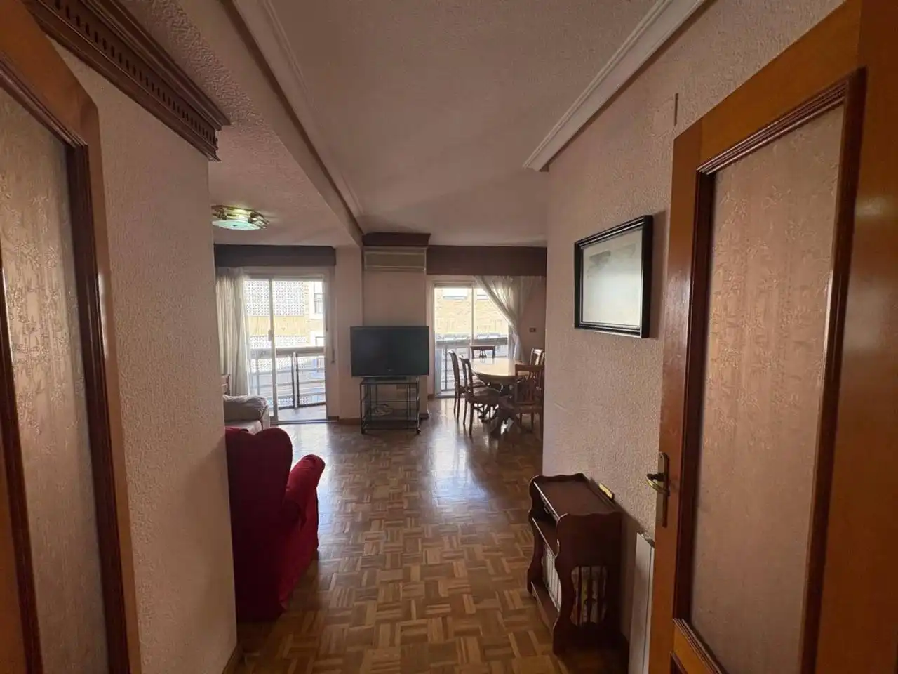 Sala de estar de Piso en venta en Alicante / Alacant con Aire acondicionado, Calefacción y Amueblado