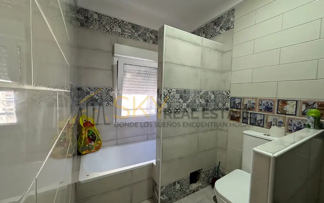Piso en venta en Calle Reyes Católicos, 60, Villatobas