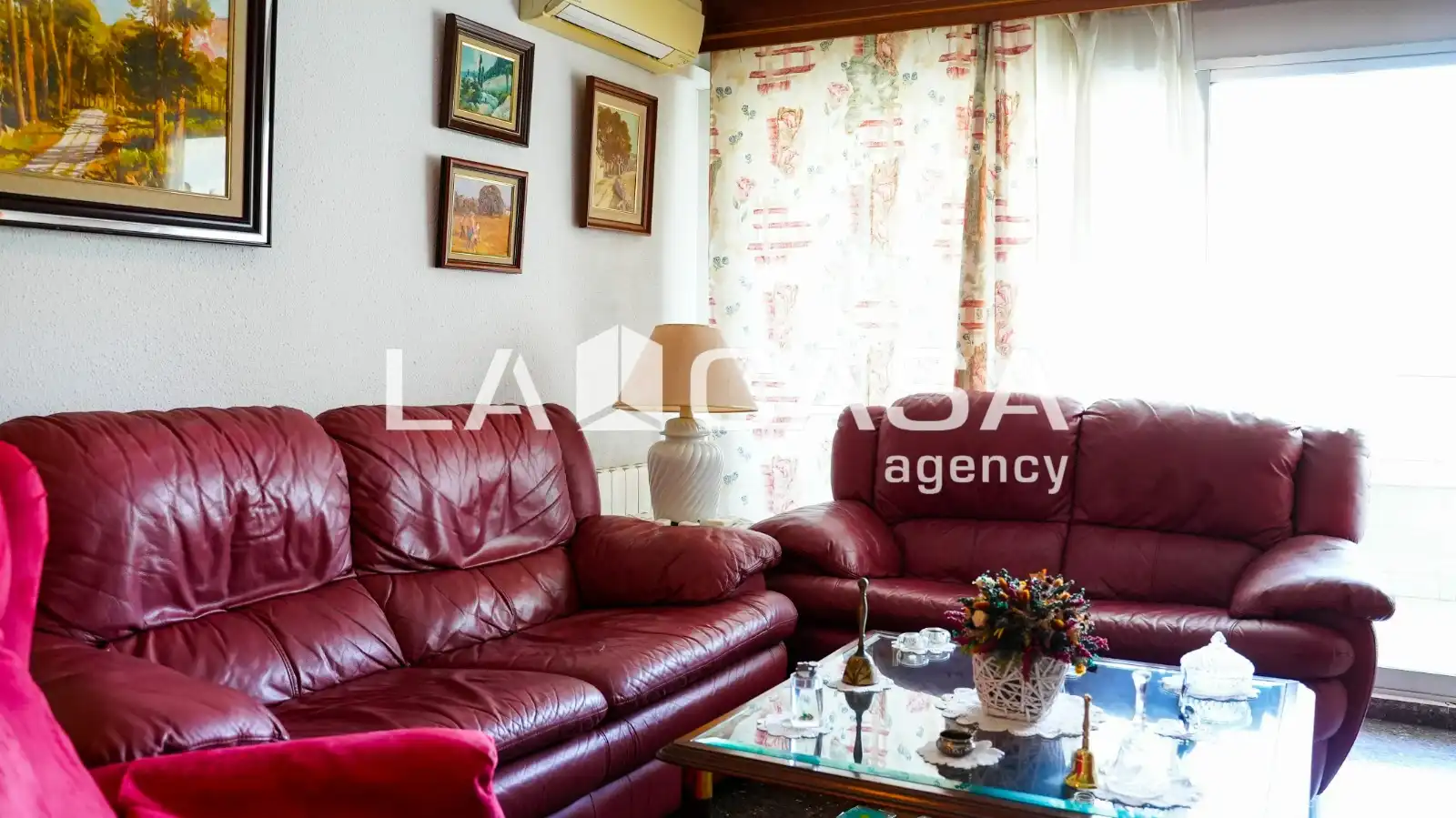 Living room of Flat for rent in Valencia  with Air Conditioner, Furnished and Oven