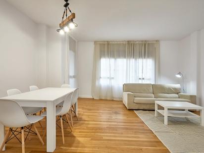 Living room of Flat to rent in  Barcelona Capital  with Air Conditioner, Heating and Terrace