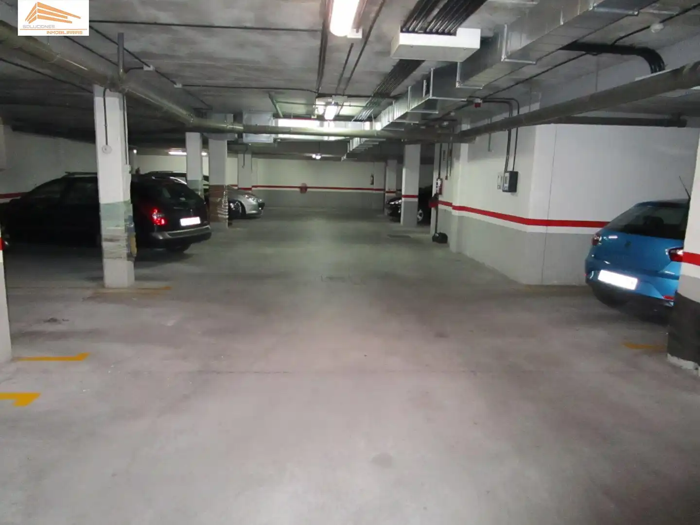 Parking de Piso en venta en Valladolid con Calefacción y Parquet