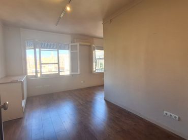 Office space to rent in BRUC 88