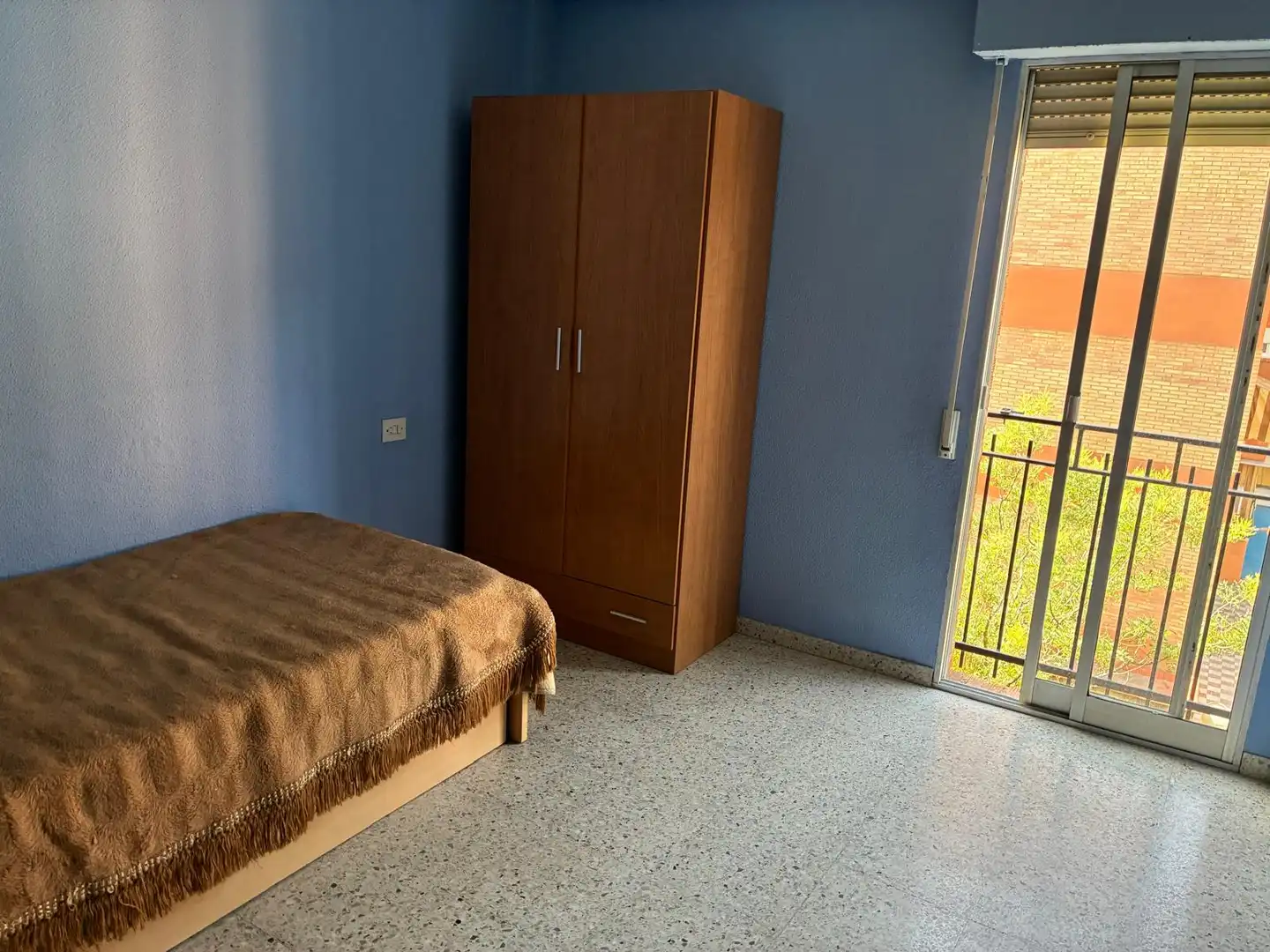Dormitori de Pis en venda en Granada