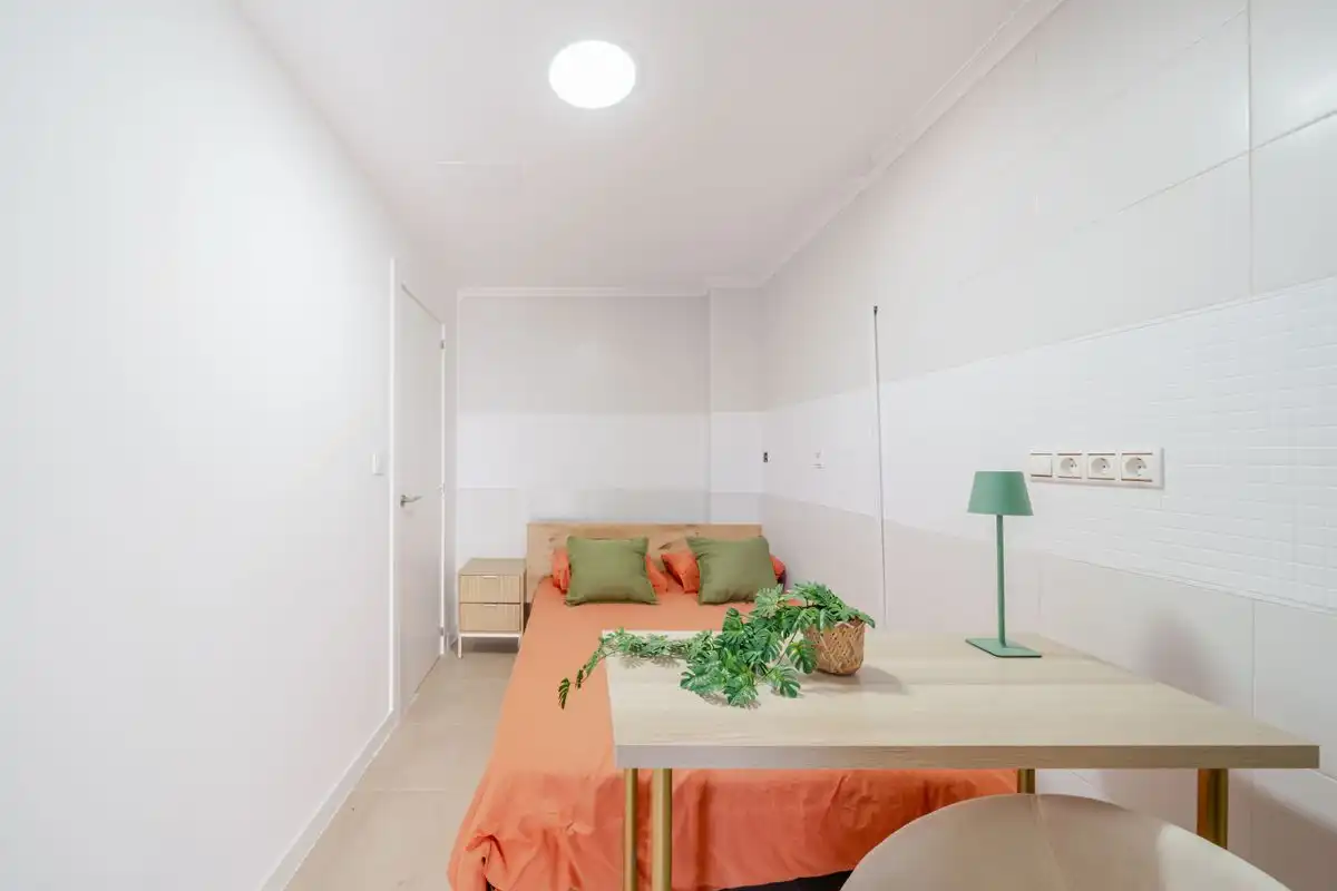 Flat with lift for sale in Calle Campoamor, imagen 12