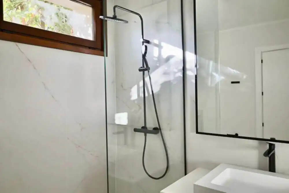 Bathroom of Houses for rent in Marbella  with Air Conditioner, Terrace and Furnished