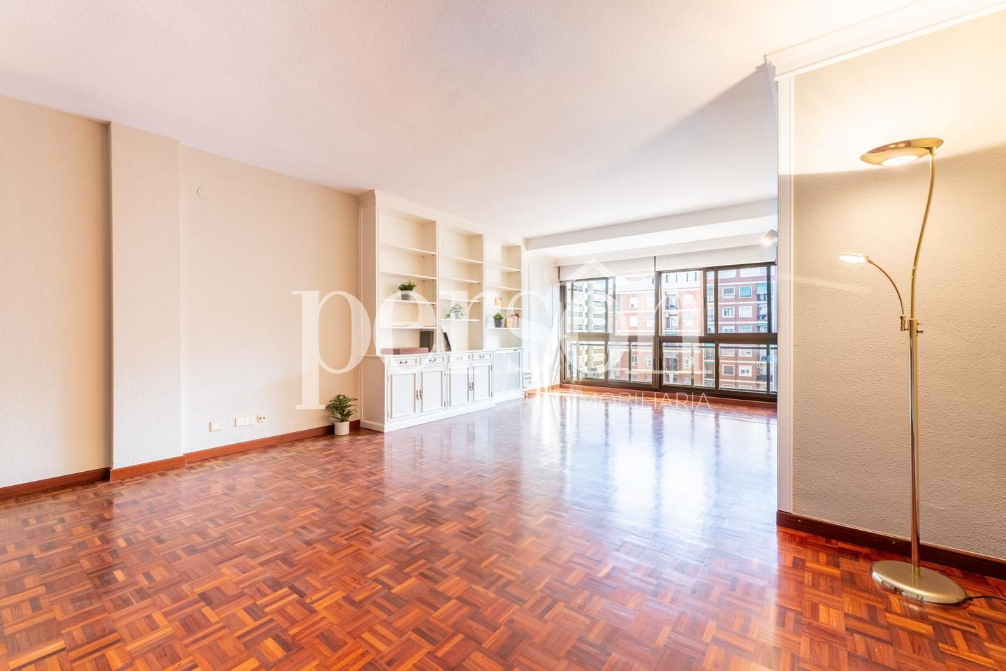 Living room of Flat for sale in  Valencia Capital  with Air Conditioner, Heating and Terrace