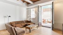 Living room of Flat for sale in  Barcelona Capital  with Air Conditioner, Heating and Terrace