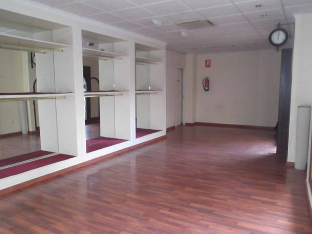 Local comercial en Alquiler en Casco Antiguo