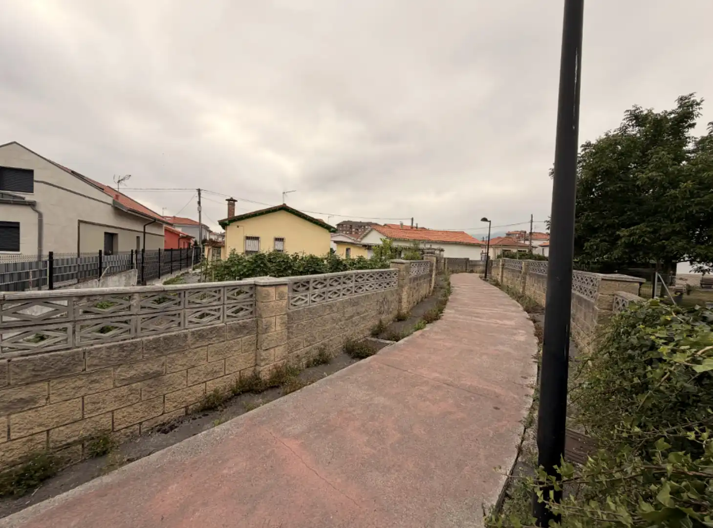 Vista exterior de Residencial en venta en Torrelavega 