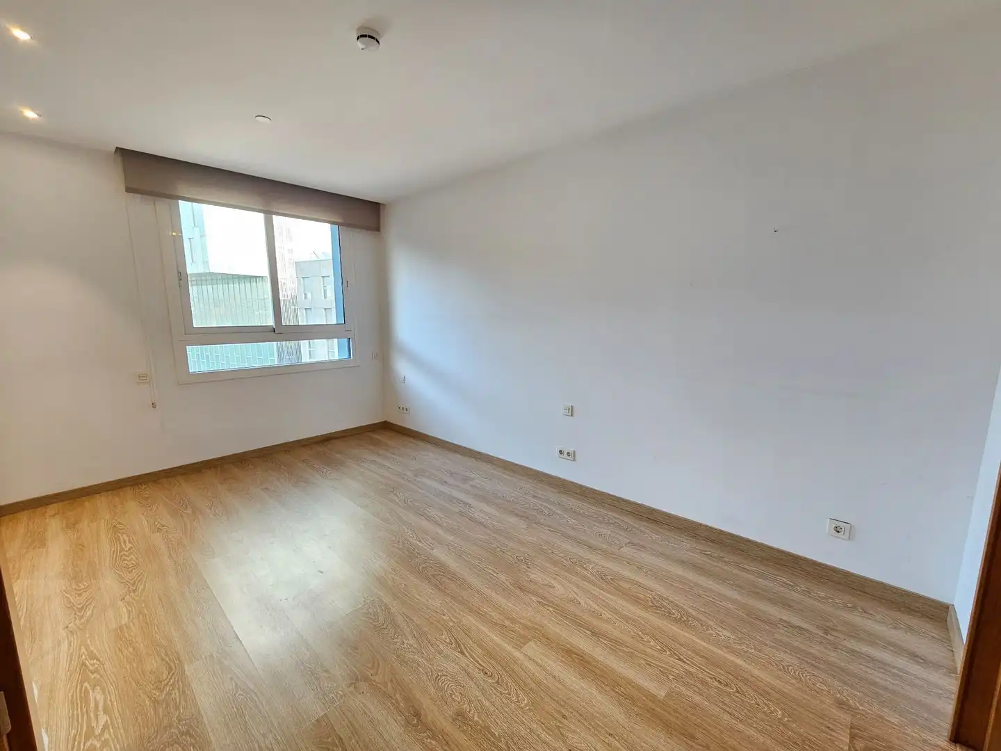 Bedroom of Flat for sale in Barcelona  with Air Conditioner, Heating and Terrace