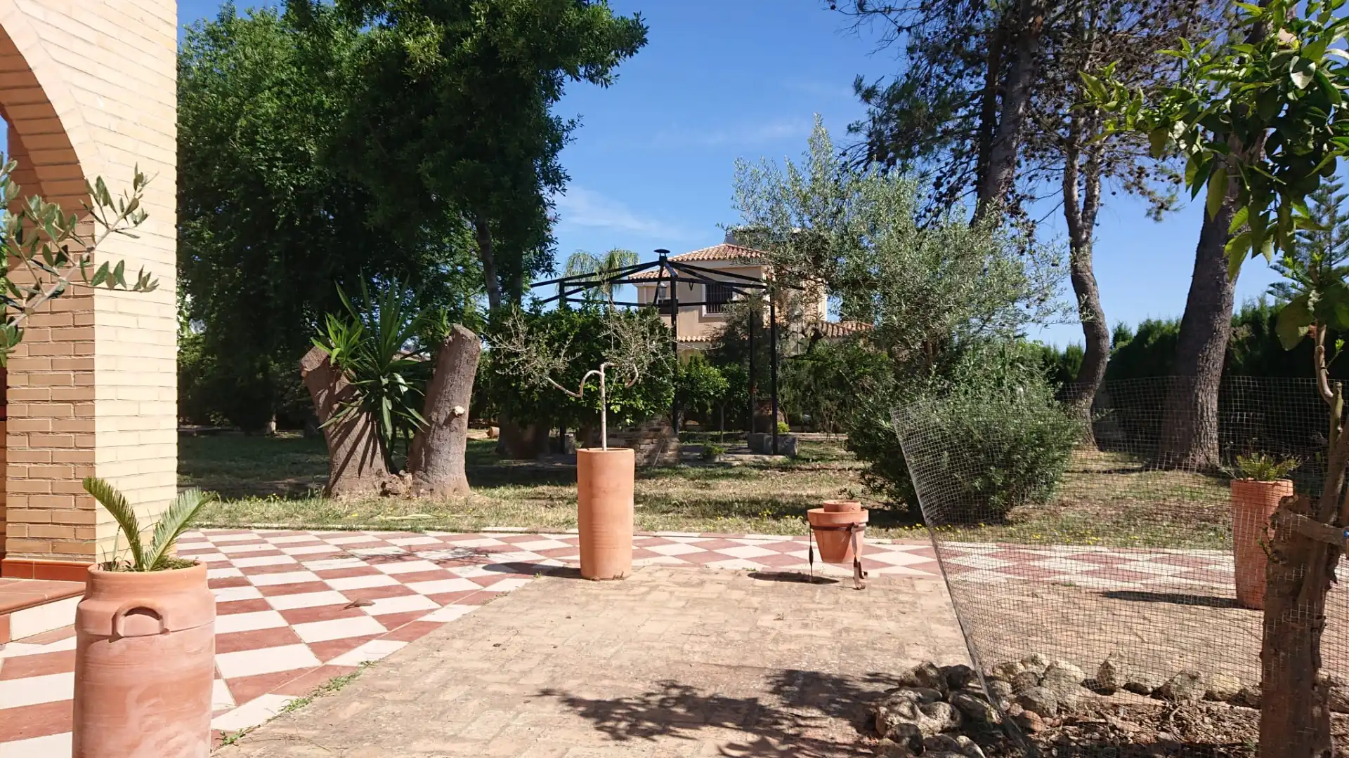 Jardín de Casa o chalet en venta en Espartinas con Aire acondicionado, Jardín privado y Terraza