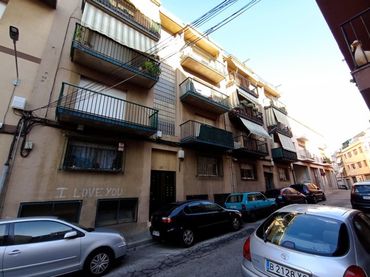 Piso en venta en C/ Angel Guimerá