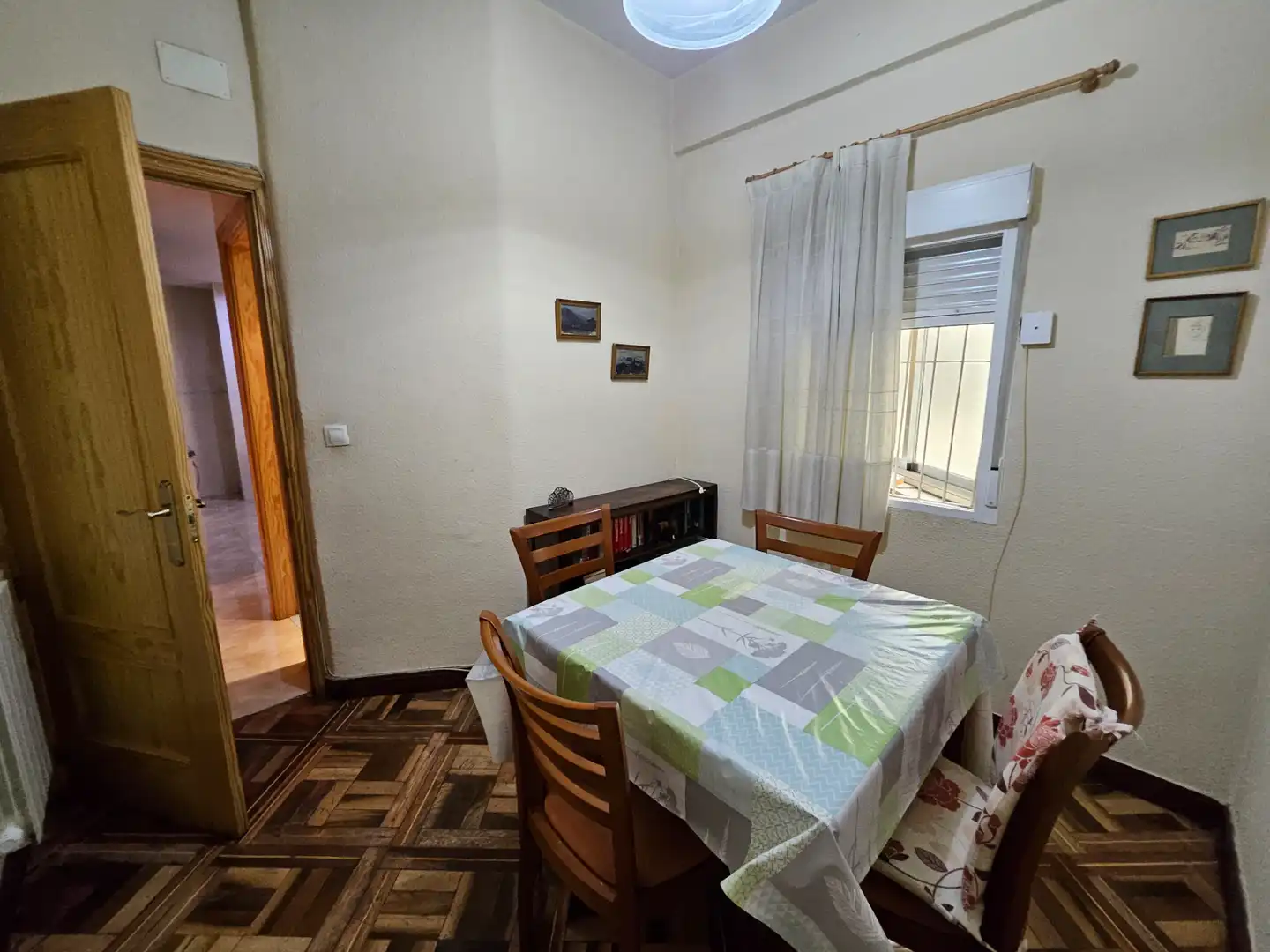 Dining room of Flat for rent in Madrid  with Air Conditioner, Heating and Furnished