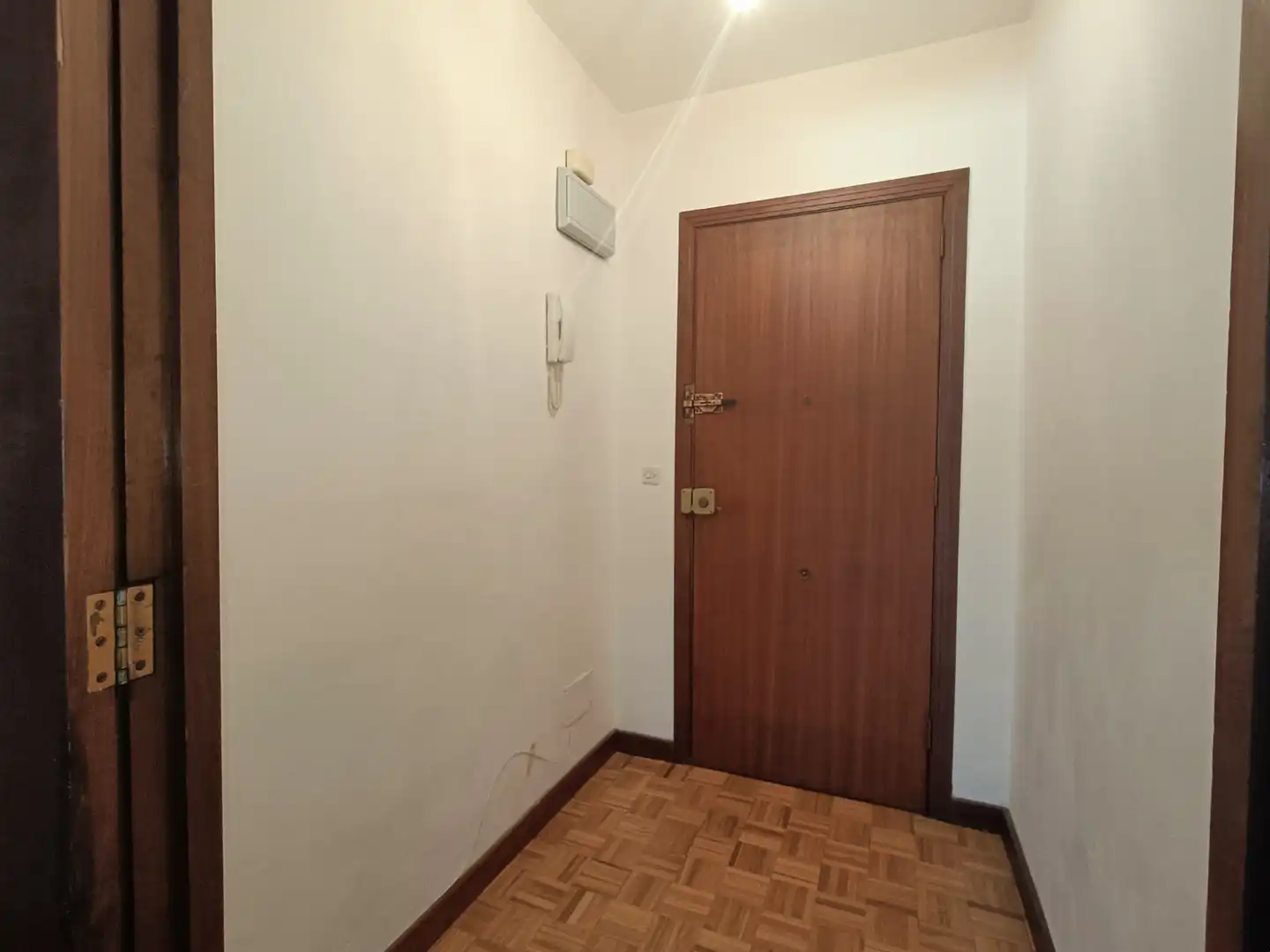 Piso en venta en Vigo  con Calefacción, Parquet y Trastero