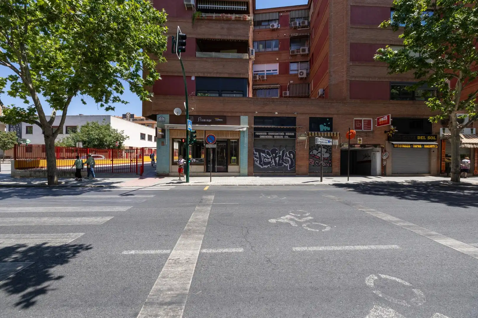 Local comercial en venda a Avenida de Madrid, imagen 4