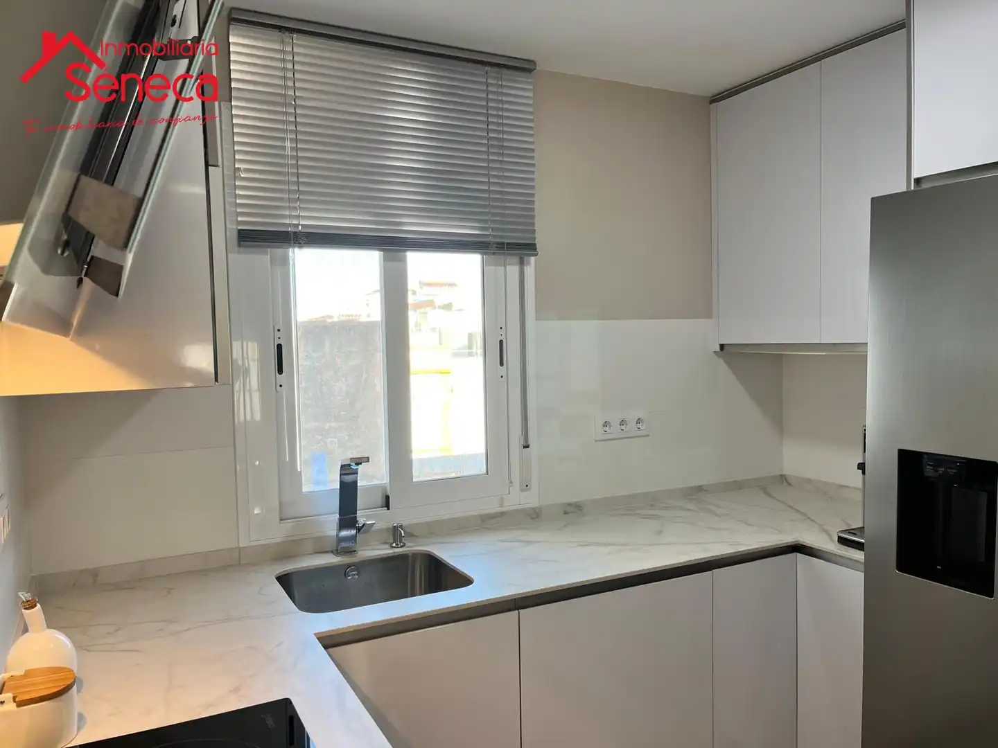 Kitchen of Flat for sale in Córdoba  with Air Conditioner, Heating and Furnished