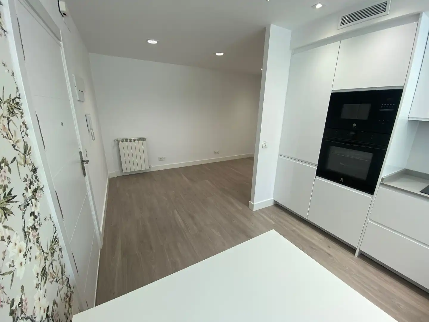 Study for rent in Zaragoza  with Furnished